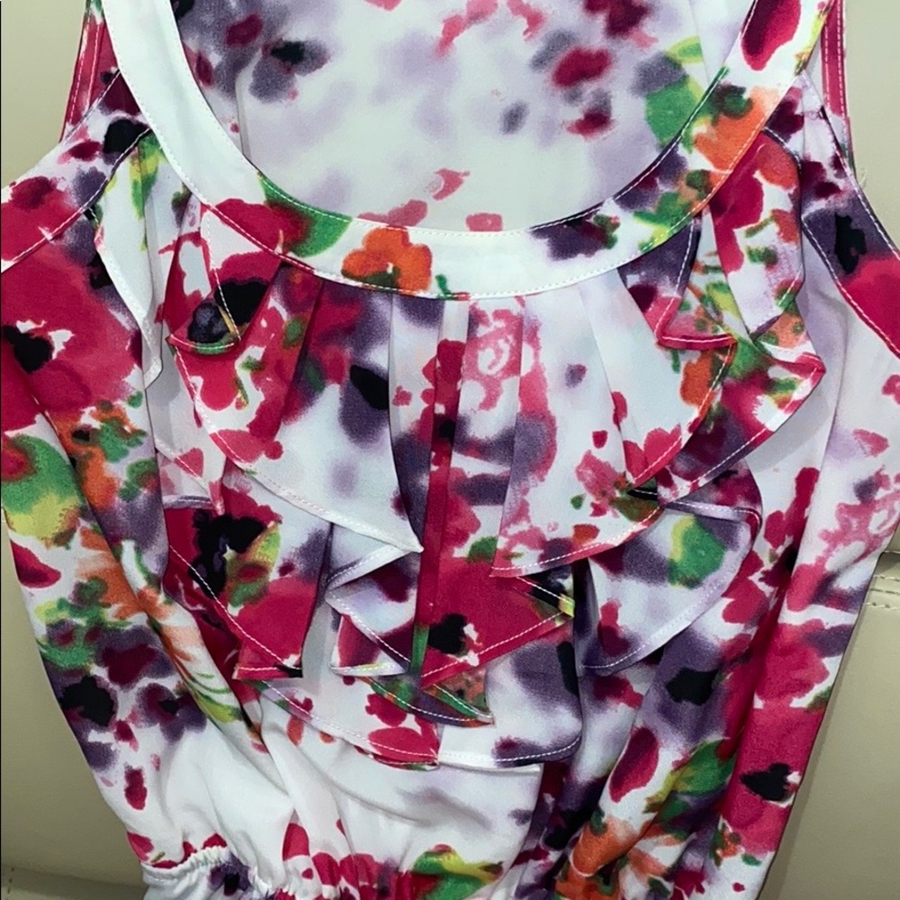 Dress - Picture 2 of 4